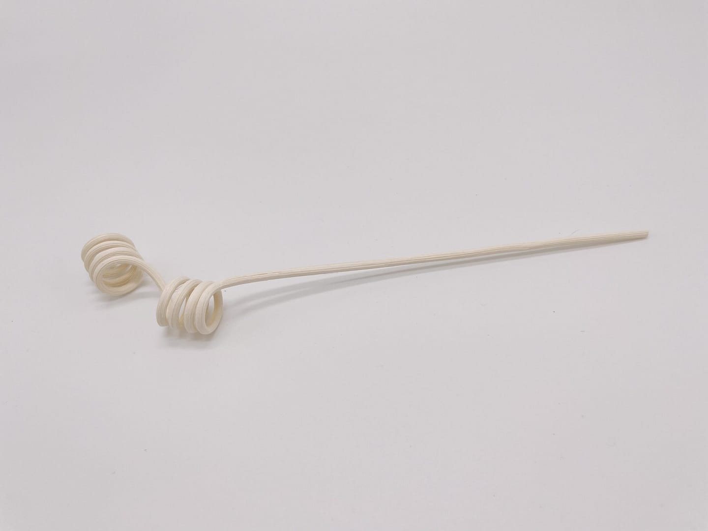 Natural Rattan Sticks Curly - Image 3